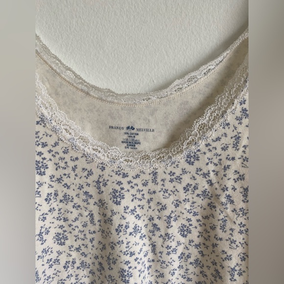 Brandy Melville Tank - Picture 2 of 4